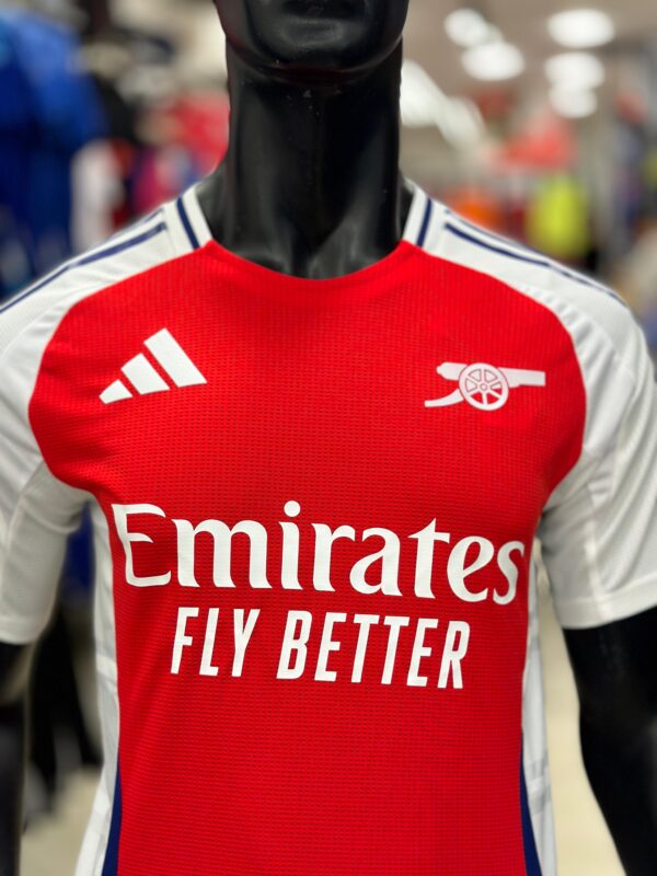 ⁦Arsenal FC (Home) Jersey 2024\25⁩ - الصورة ⁦5⁩