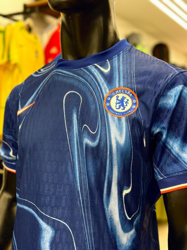 ⁦Chelsea (Home) Jersey 2024\25⁩ - الصورة ⁦4⁩
