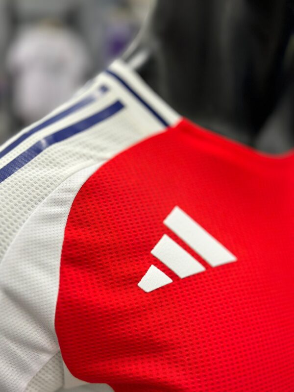 ⁦Arsenal FC (Home) Jersey 2024\25⁩ - الصورة ⁦3⁩