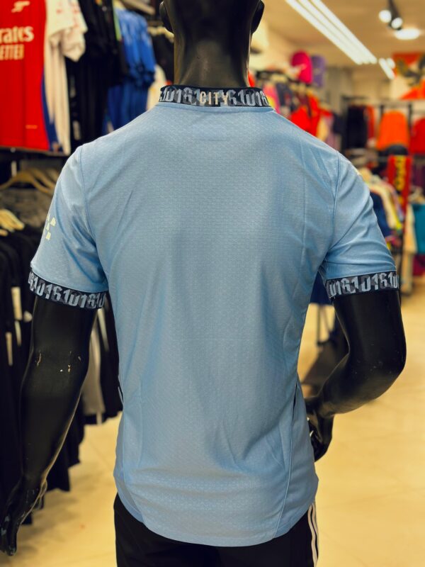 ⁦Manchester City (Home) Jersey 2024\25⁩ - الصورة ⁦3⁩