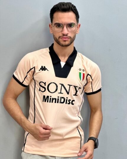 Juventus Away Shirt 1997-1998